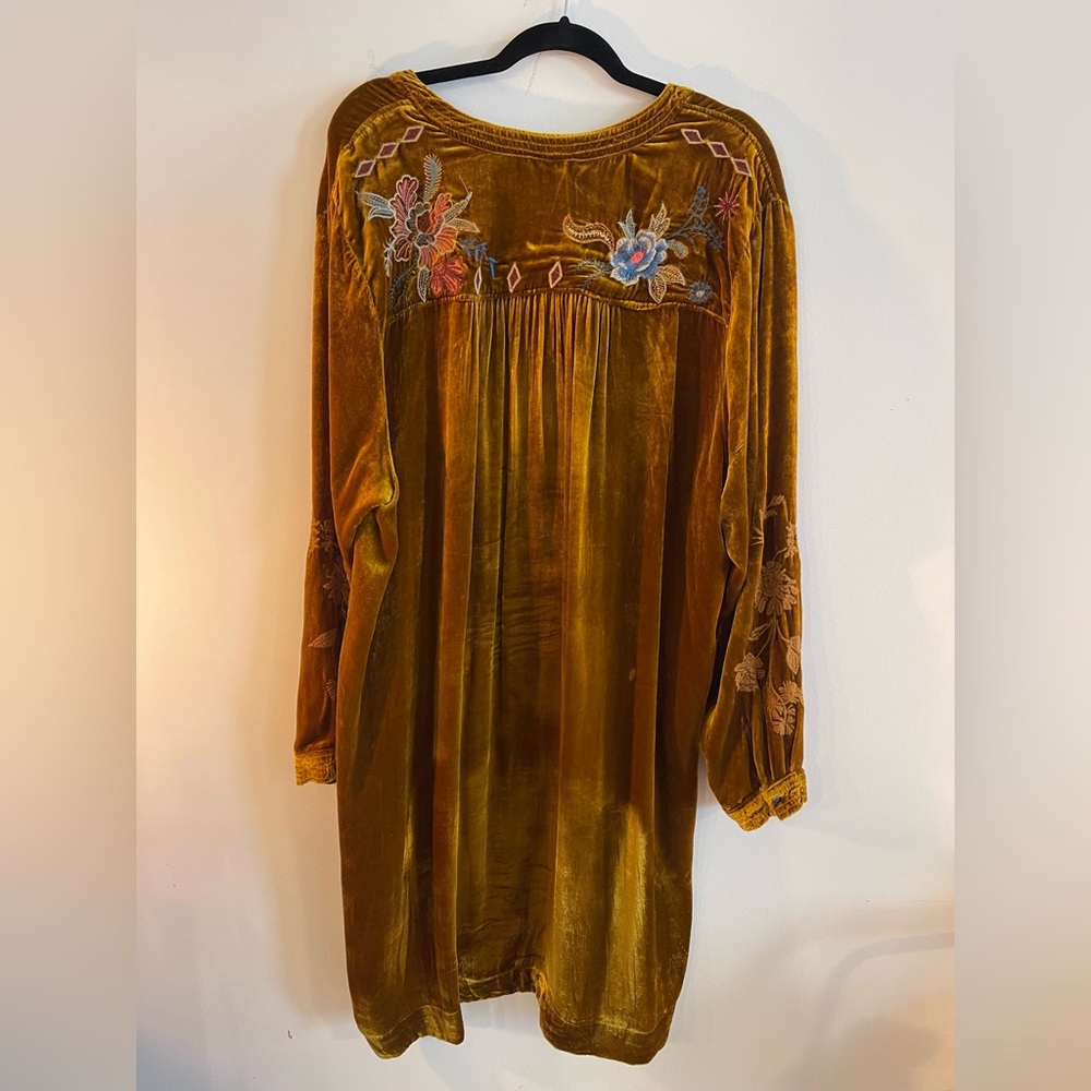Johnny Was Embroidered Velvet Women Dress - Picture 5 of 6
